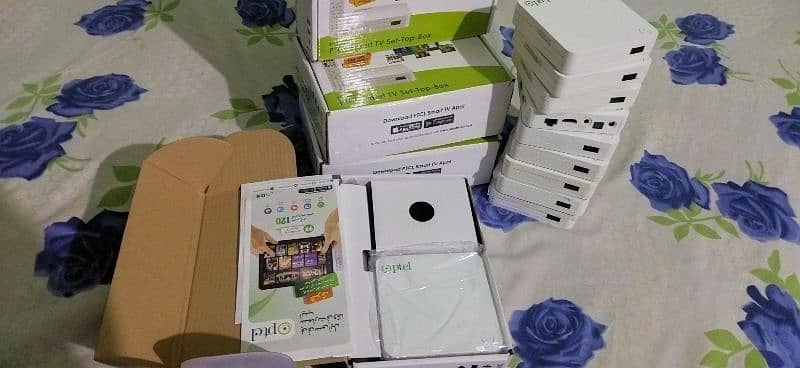 SMART ANDROID TV BOX PTCL No Bill+Free world channels YouTube No Adds 0