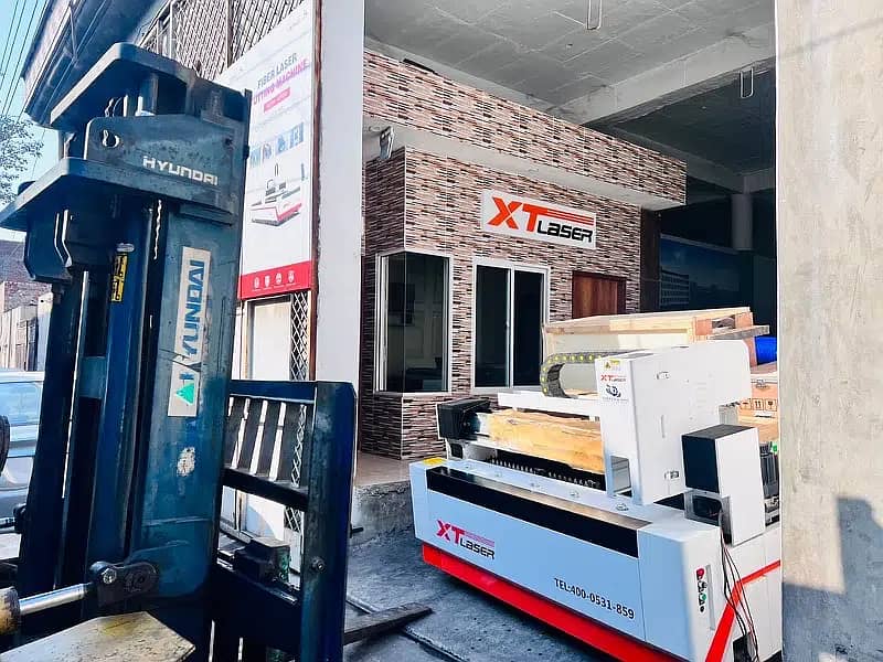 CNC Fiber Laser Cutting Machine 0