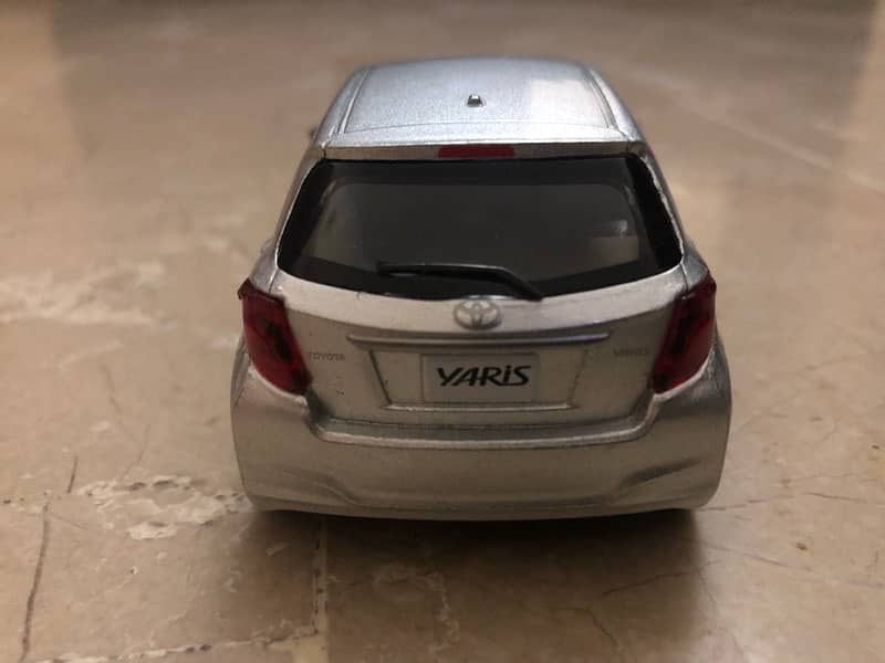 Toyota Yaris/Vitz Diecast Model Car 3
