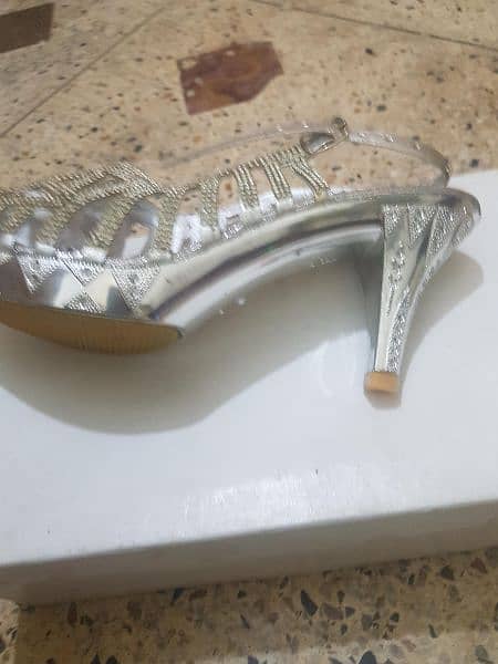 Bridal sandals 14
