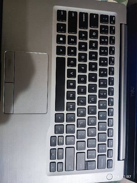 Dell 7400 Intel Core i7 8th Gen (2019) Model laptop 0