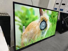 32 INCH Q LED 4K UHD IPS DISPLAY 03221257237 0