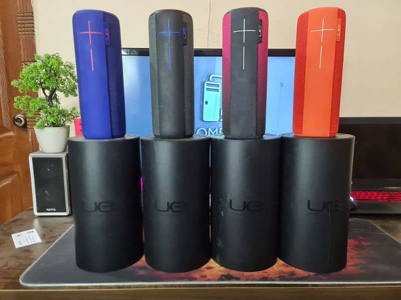 UE Megaboom With Carrying Box New Condition All Accessories 0