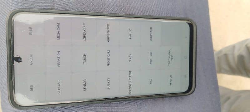 samsung s20 ultra LCD with frame for sell. 4