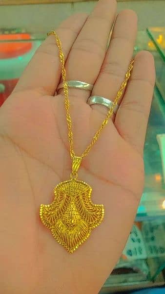 gold chains necklace loket sets available 3