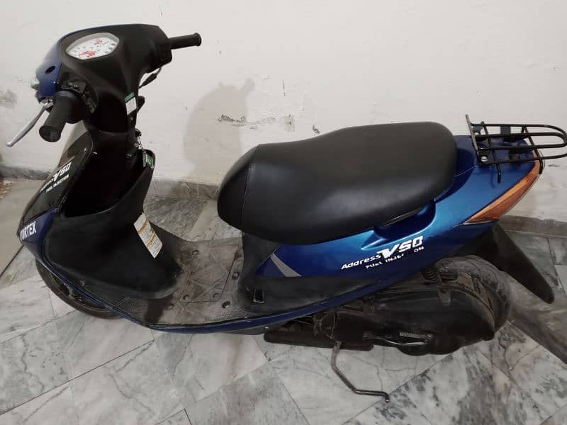 Used Scooty Suzuki 3