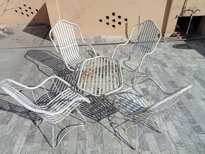 Garden Chairs with center table call on 03045007437 1