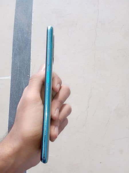 Redmi Note 10 With Box 4-128GB Glass Broked 3