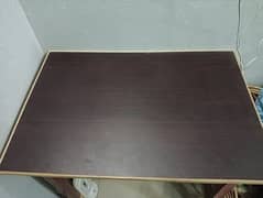 Wooden table 3x2 feet top 0