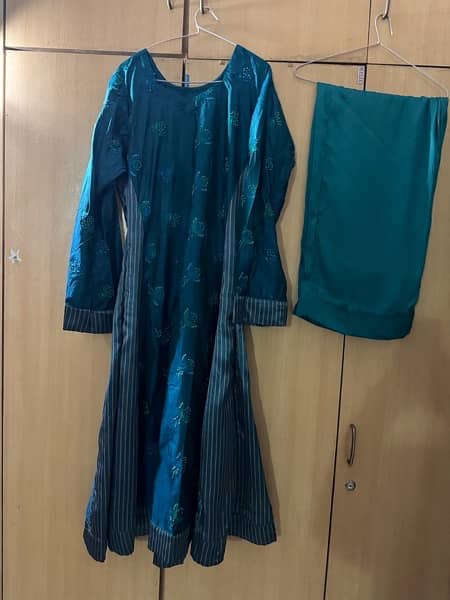 Brand New pure silk suits 8