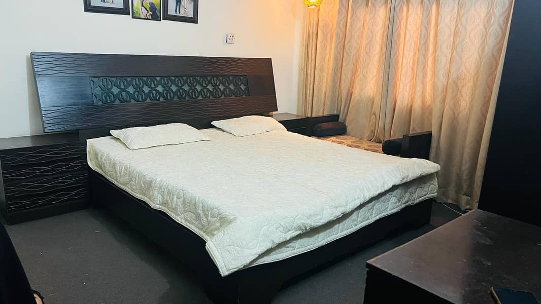 king size bed set + deewan seater 5