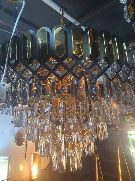 Chandeliers , Imported Fanoos 18