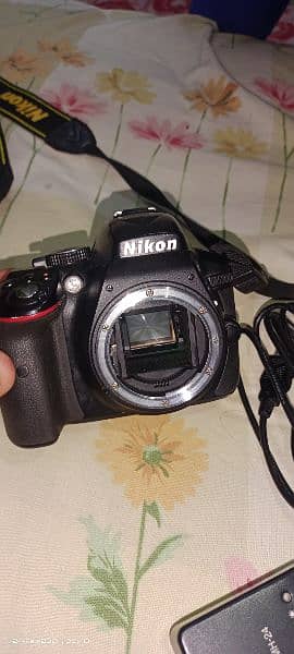 Nikon D5300 with bag & complete accessories 12