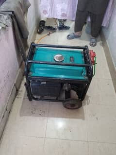 Generator for sale in genuine condition
