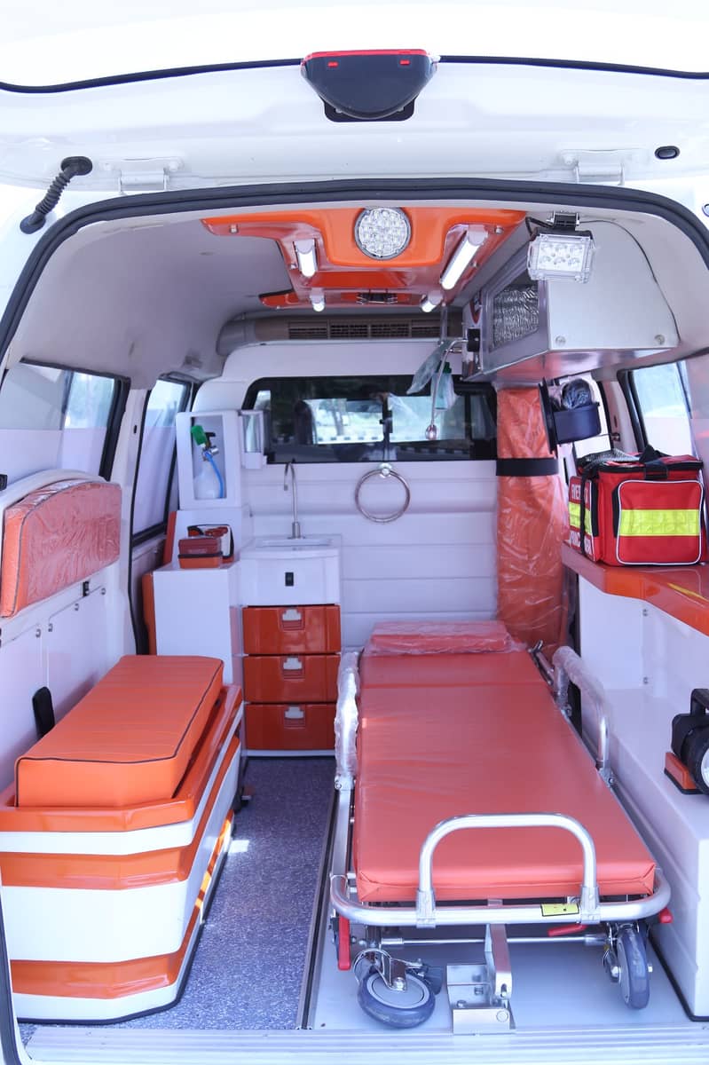 DFSK Prince Mini Ambulance 10