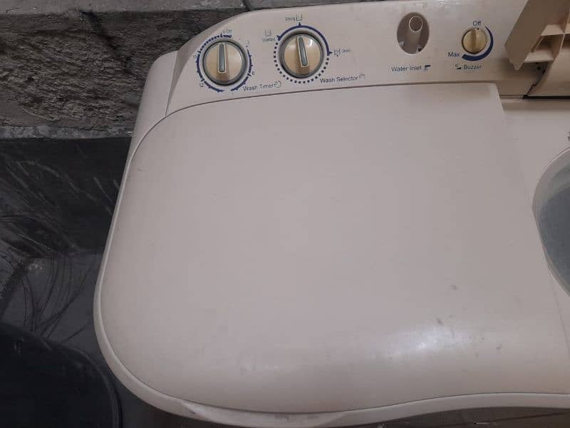 Haier Washing Machine HWM80 Twin Tub 3