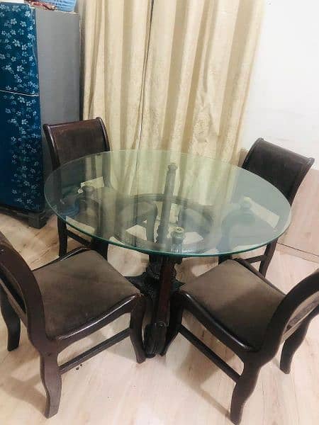 Dining Table with 4chairs 1