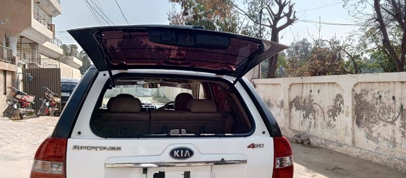 Kia Sportage 2007 model SUV 9