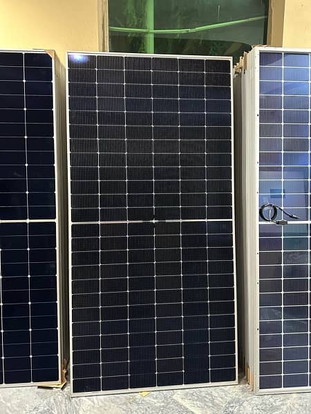 Canadian solar n type, jinko, longi solar panel 18