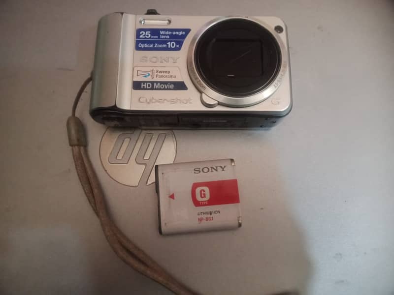 Sony Cyber-Shot DSC-H70 16.1 MP Digital Still Camera with 10x Wide 1