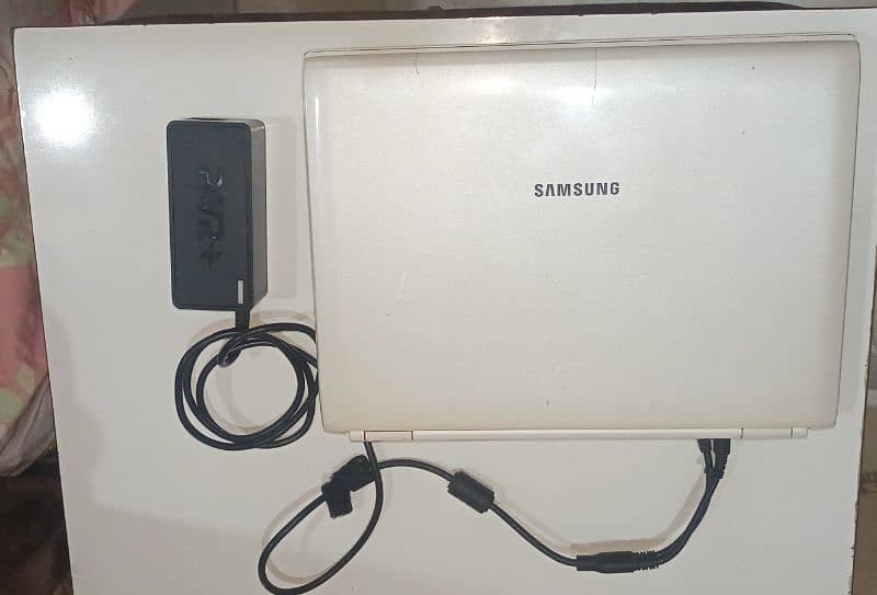 Samsung Laptop Q210H 4Gb Home Use Only 2