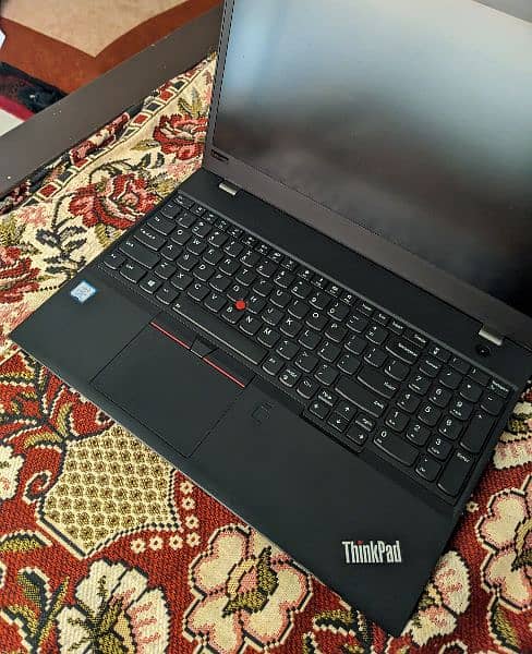 Lenovo Thinkpad p52s 16gb 256gb 8th gen 2