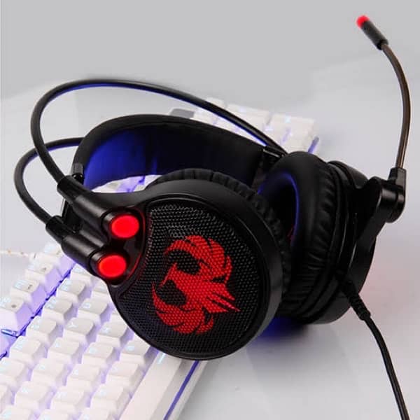 rgb gaming headphones with stereo and 3.5 mm jack also with usb 3.0 3
