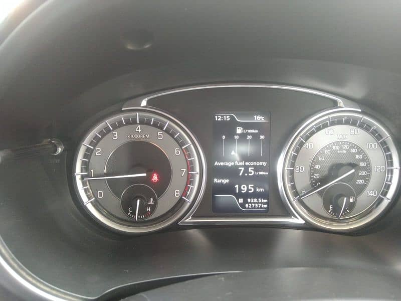 SUZUKI GRAND VITARA 1.0 BOOST TRUBO PETROL 19