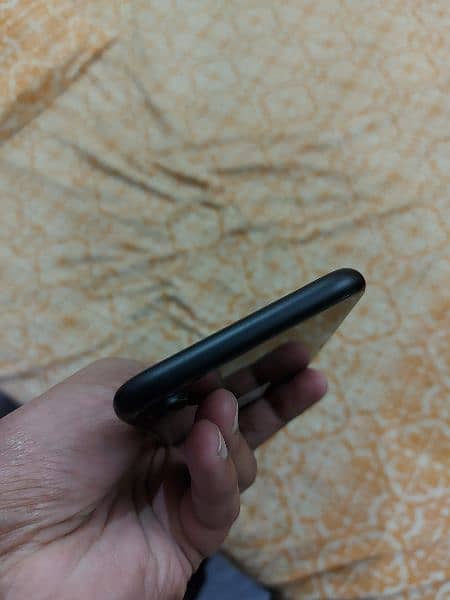 iPhone XR LL/A 85% non PTA JV Waterpack 7