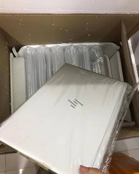 HP EliteBook 850 G5 i5 8th 16/256 GB size 15.6 Inch 6 months warranty 3