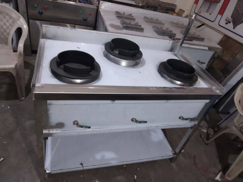 Chinese stove 3 burners  size 30x48 with water system 2