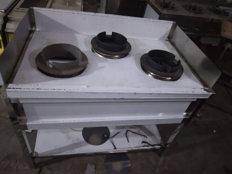 Chinese stove 3 burners  size 30x48 with water system 4