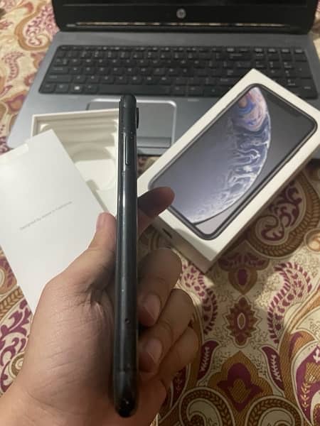 IPhone XR 128gb With Box NON PTA 4