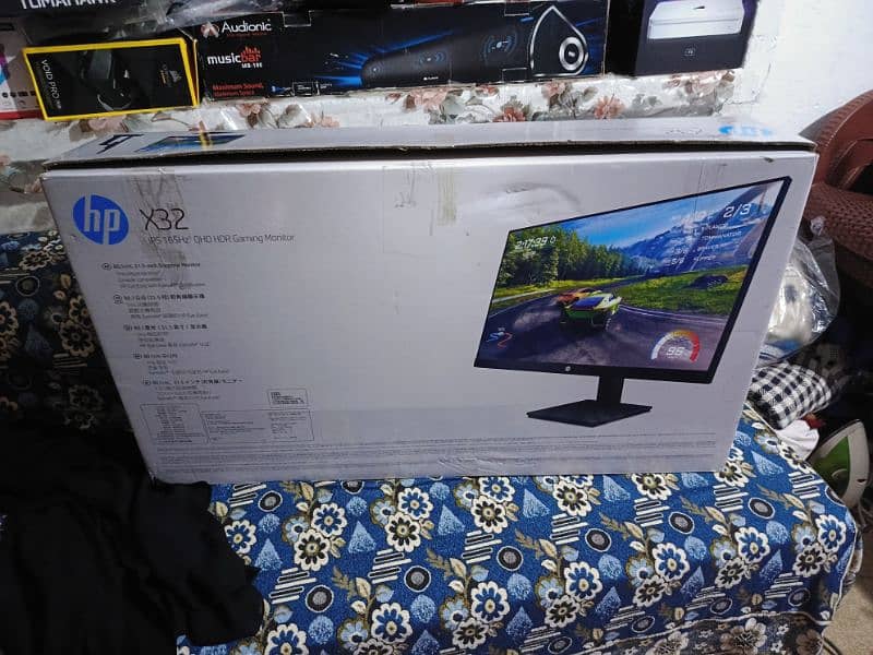 Hp x32 165 Hertz 2k Gaming monitor 11