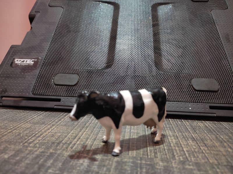 small toy cow for kids 0