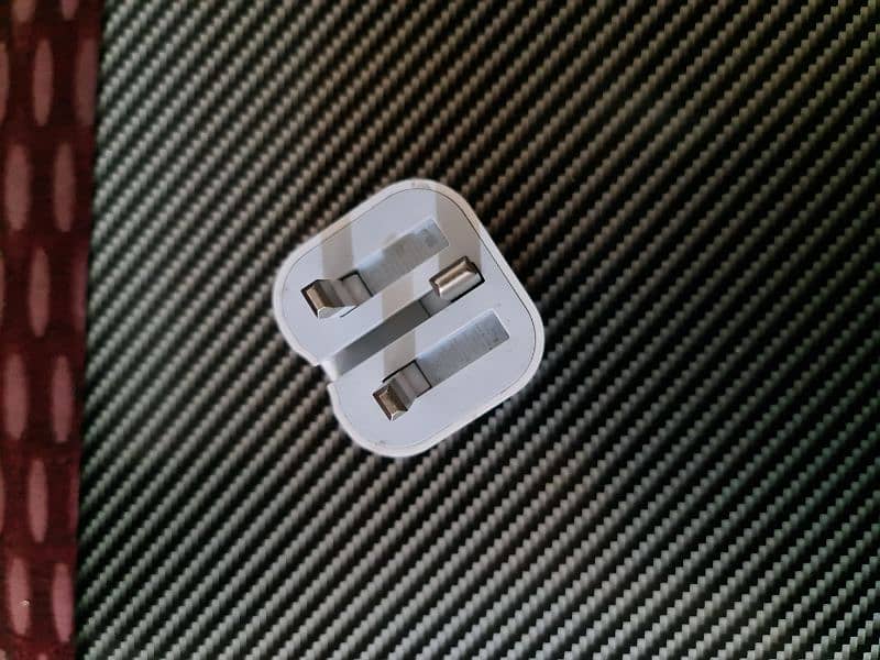 Original 100%  iPhone USB-C 20W Power adapter 4