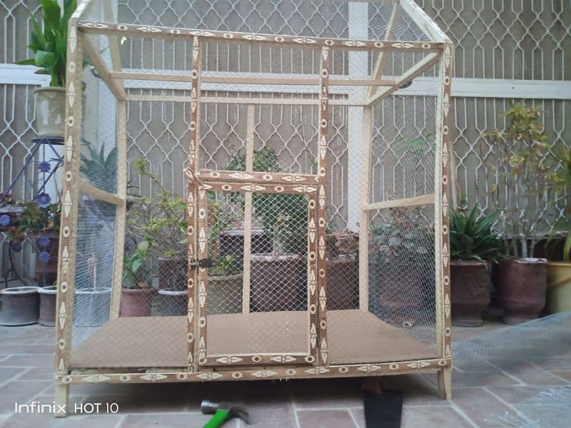 hen cage example . hen and any birda 3