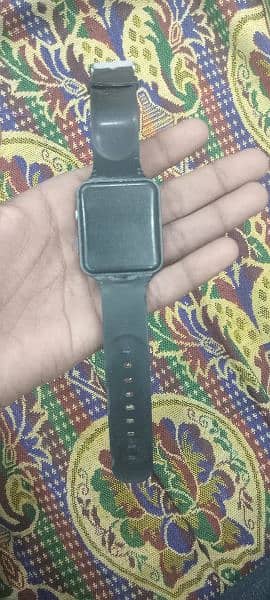 Smart watch  he have a call option 2