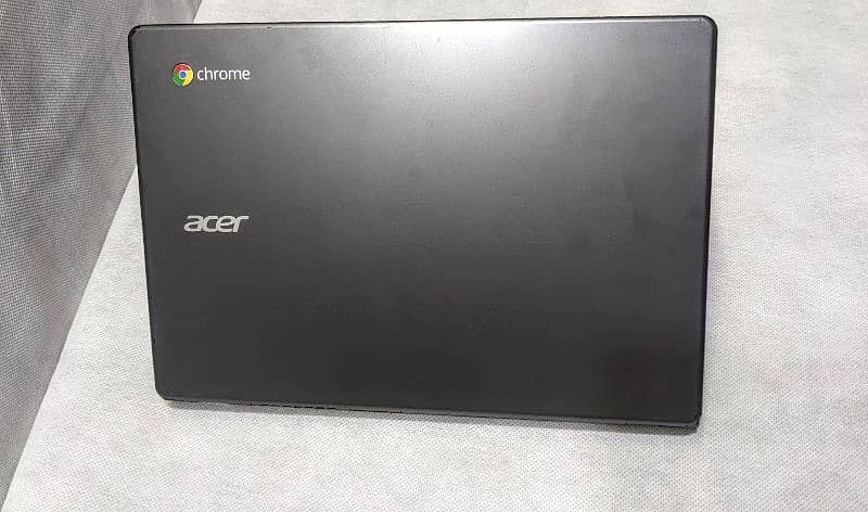 Acer Laptop With 128 GB SSD 1