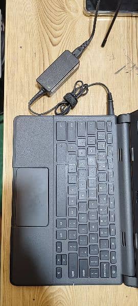Dell Laptop with 4 GB Ram & Original Charger 1