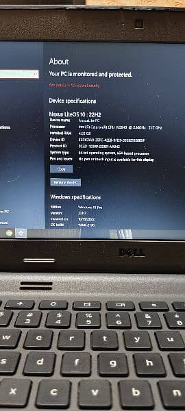 Dell Laptop with 4 GB Ram & Original Charger 4