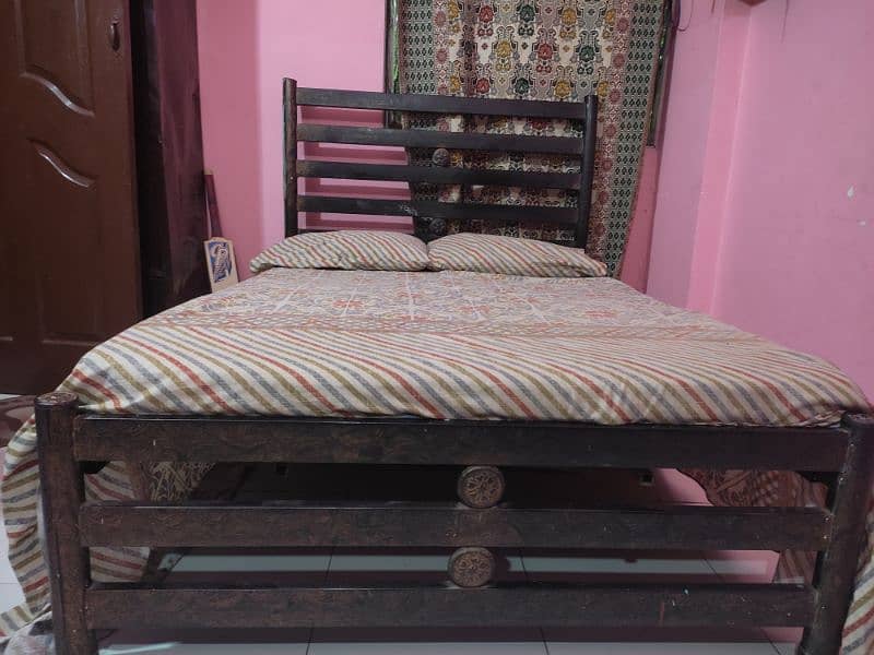 Matel bed with mattress 0