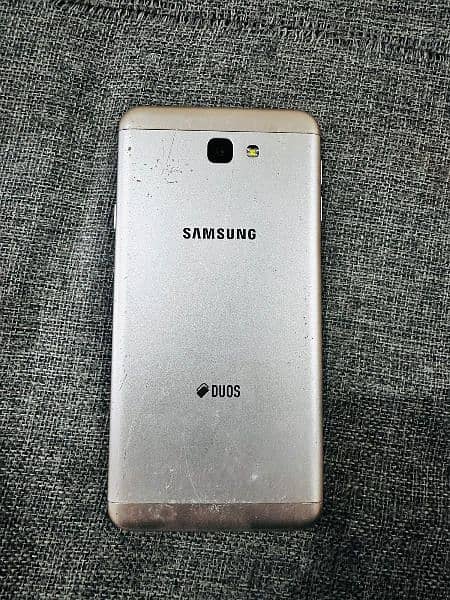 Samsung J7 Prime 5