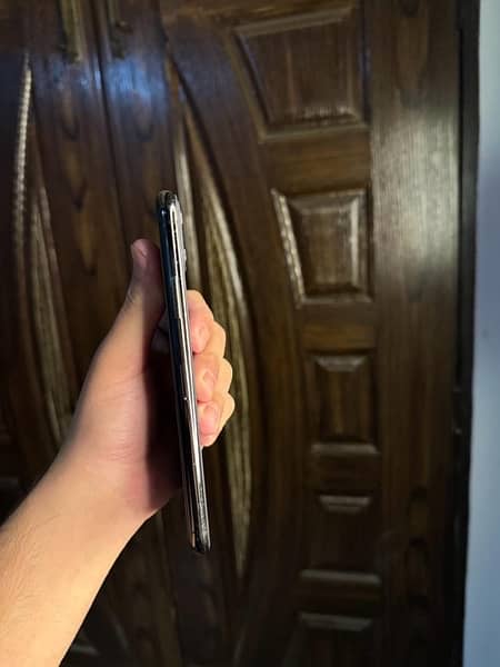 IPhone 11 Pro Max 256gb Non PTA 3