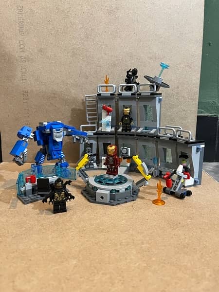 LEGO (Iron Man Hall of Armor) 76125 1