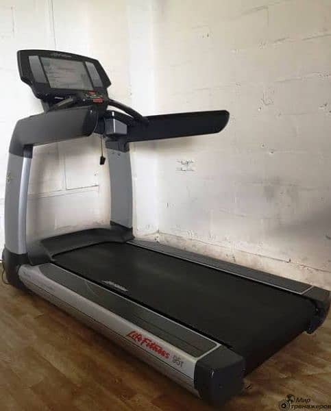Treadmill elleptical bench press exercise cycle walking running cardio 4