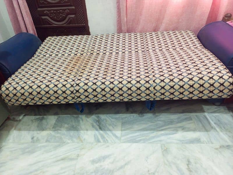 sofa cumbed for sale almost new condition 1