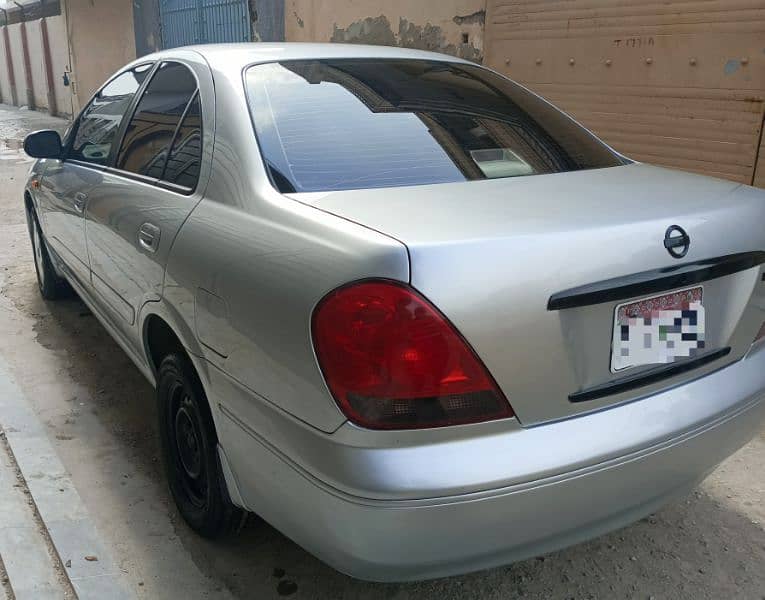 Nissan Sunny Ex Saloon 1.6 (CNG) 12
