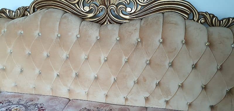 Luxerious Sofa set  for sale 10