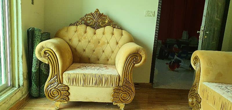 Luxerious Sofa set  for sale 13